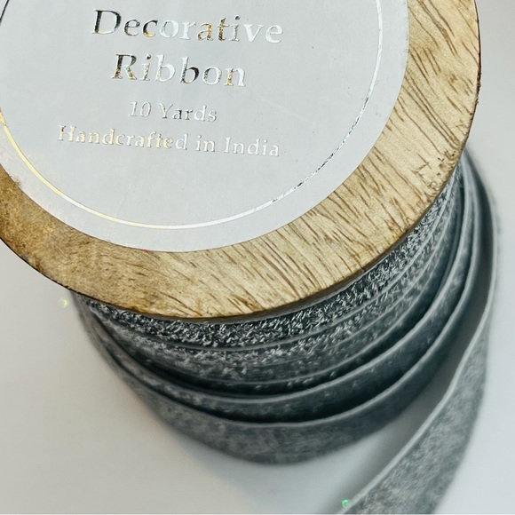 Lot of  7 Christmas New & Used Ribbon Wired & Non Wired, Various Widths & Types - Picture 13 of 13